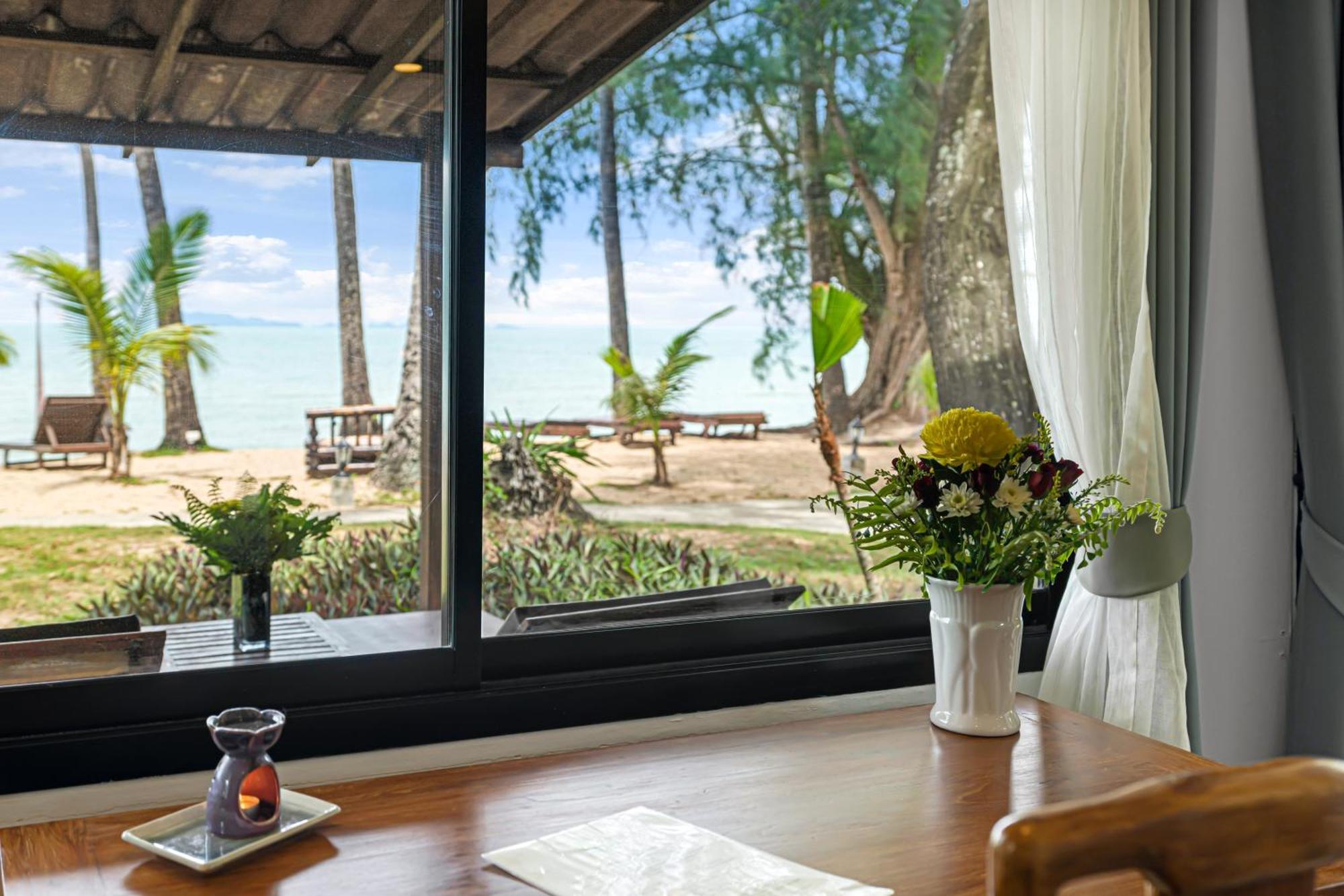 Anahata Resort Lipa Noi Eksteriør billede