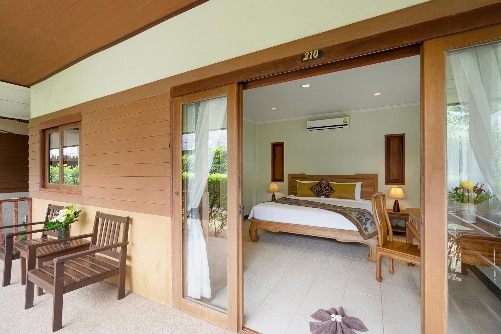 Anahata Resort Lipa Noi Eksteriør billede
